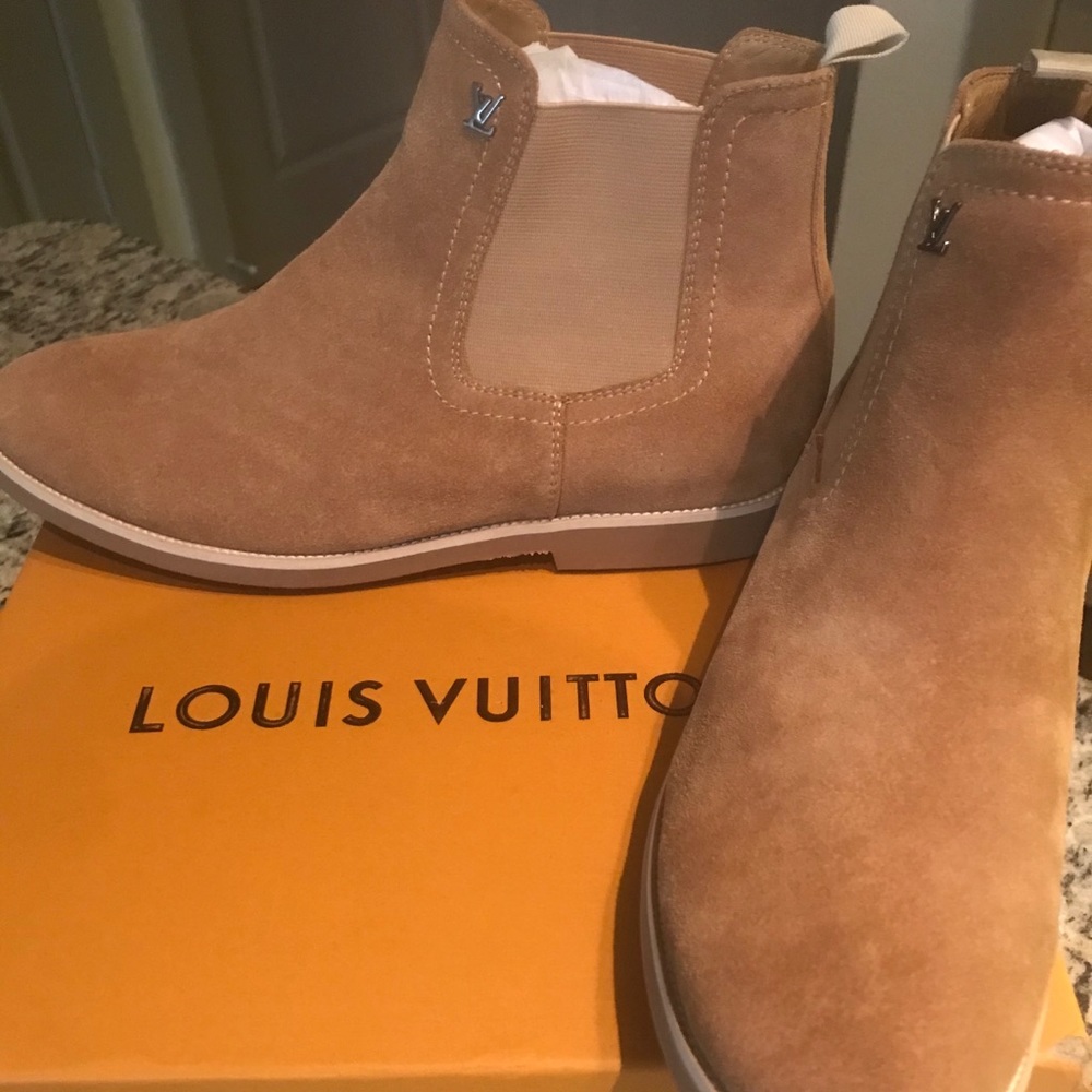Brand new Louis Vuitton Chelsea Boots.